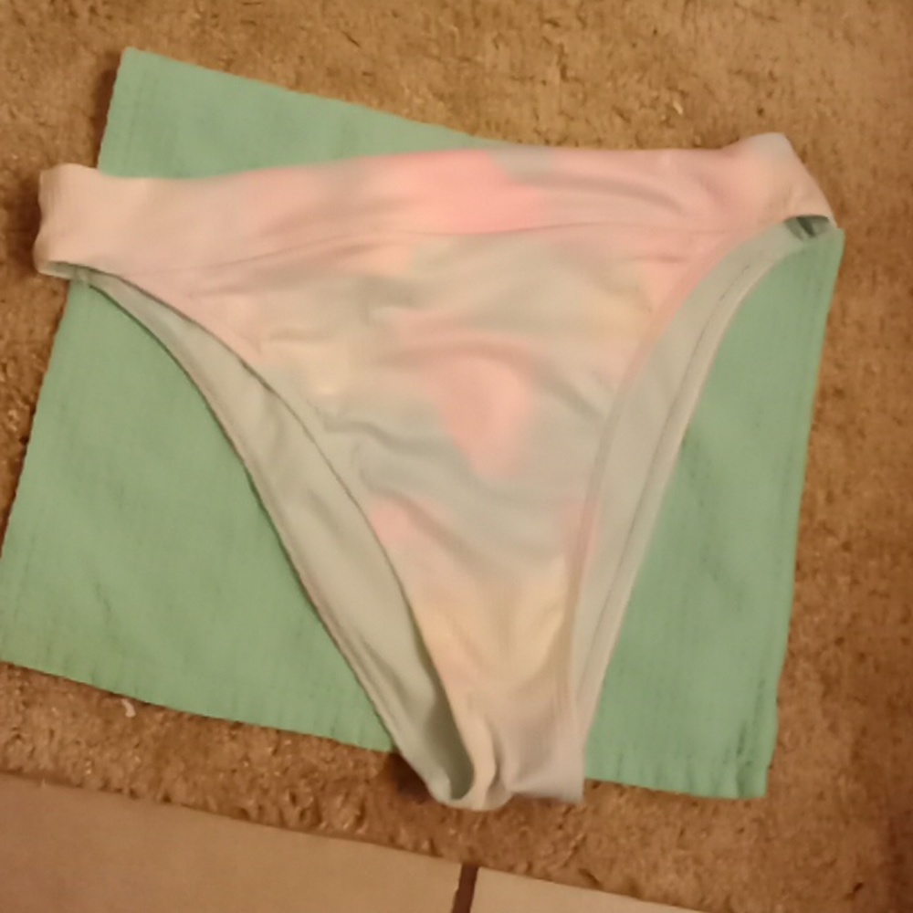 Hollister tie dye swim bottoms